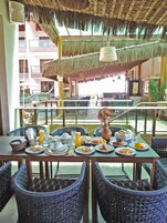 Free daily cooked-to-order breakfast