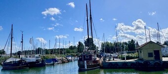 Large, cozy vacation home in a quiet location