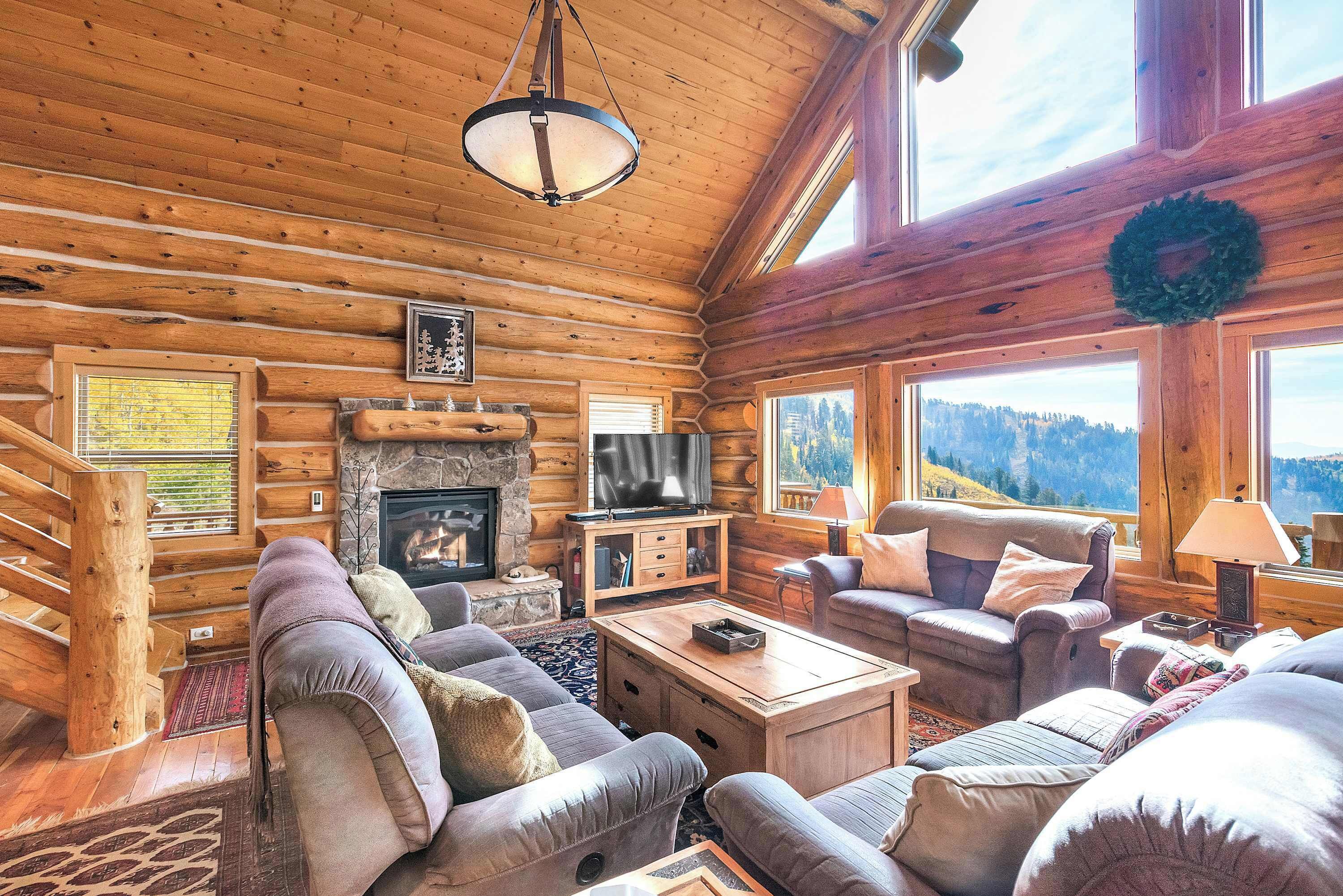 TV, fireplace, DVD player