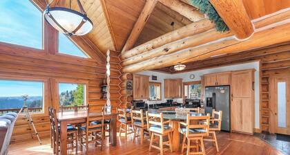 'Hale’ Pow Mow' A slopeside retreat with views, comfort, and the spirit of Aloh
