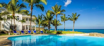 Victorian-style oceanfront villa with pool, 4 bedrooms