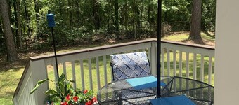 Relax! New Hottub in this 5⭐️ home•Family Friends•beautiful neighborhood• 🏈