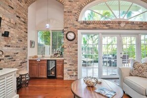 Flachbildfernseher, Bücher