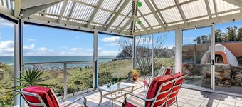 3BR Hilltop Getaway – Games, Ocean Views, Wi-Fi,  Parking, Sleeps 14, Pizza Oven & More