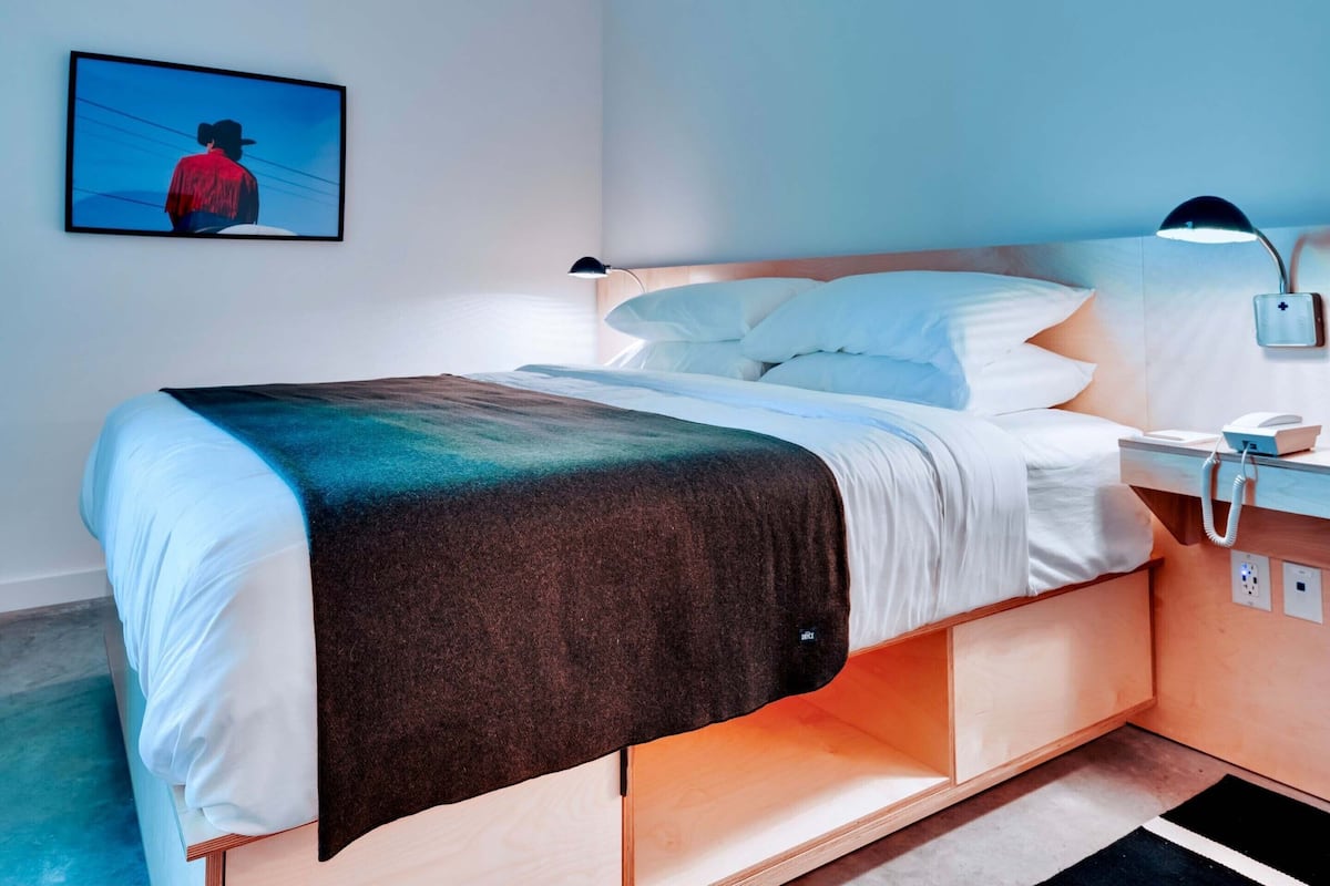 Klassieke kamer | Een kluis op de kamer, individueel gedecoreerd, individueel gemeubileerd