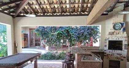 Wooded and cozy house in São Paulo's Water Circuit