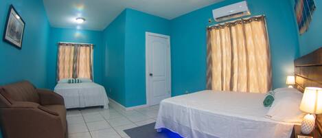 1 chambre, Wi-Fi gratuit, draps fournis