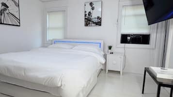 3 camere, una scrivania, ferro/asse da stiro, Wi-Fi gratuito