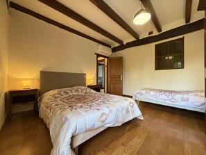 3 bedrooms, internet