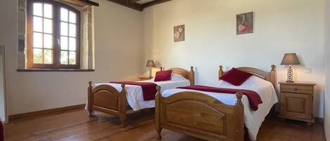 4 bedrooms, internet