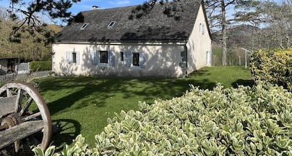 CHEZ ESCARAIN - ARETTE