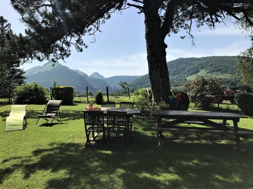 CHEZ ESCARAIN - ARETTE