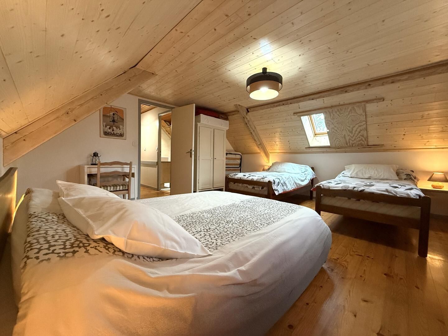 4 chambres, accès Internet