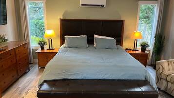 1 dormitorio, tabla de planchar con plancha, cuna de viaje y wifi