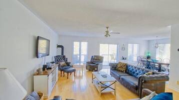 TV, fireplace, table football, ping pong