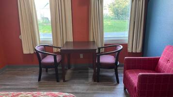 Deluxe Single Room | Down duvets, individually furnished, blackout curtains, free WiFi