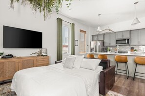 4 Schlafzimmer, Bügeleisen/Bügelbrett, kostenloses WLAN, Bettwäsche