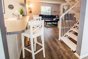 Interior - Luxe Townhome Retreat | Golf Resort & Lake View | Spacious 3BR with Workspaces & Screened Patio (Wesley Chapel)