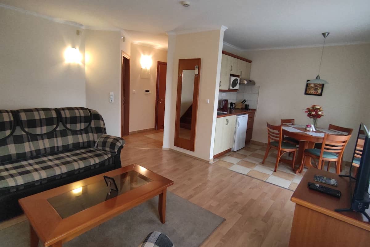 Family Apartment | Living area | Flat-screen TV