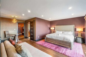 3 chambres, fer et planche à repasser, Wi-Fi gratuit, draps fournis