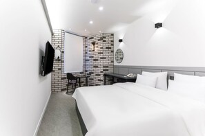 Decoración personalizada, muebles diferentes y wifi gratis 