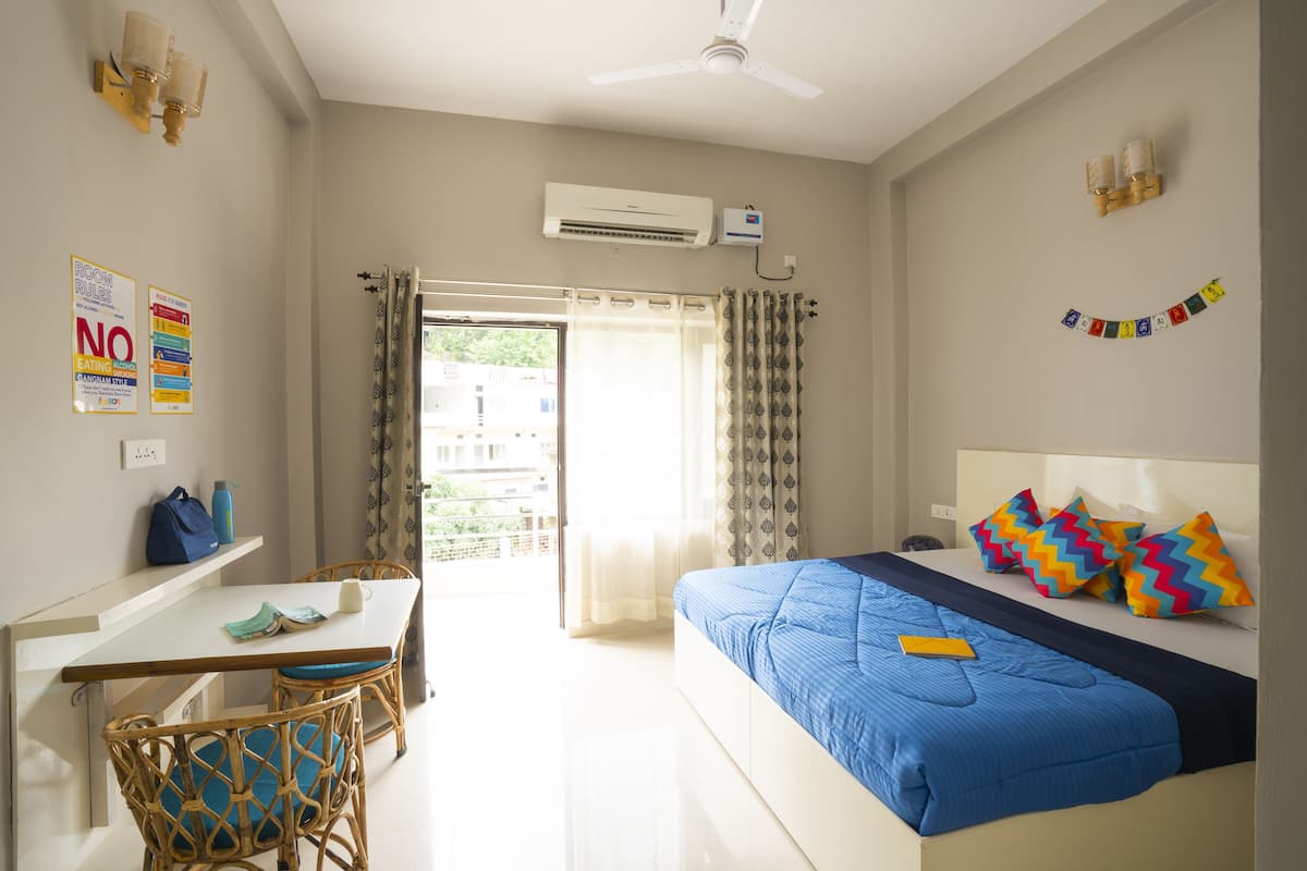 Deluxe private Ac room With Ensuite Bathroom | Wifi gratis y ropa de cama
