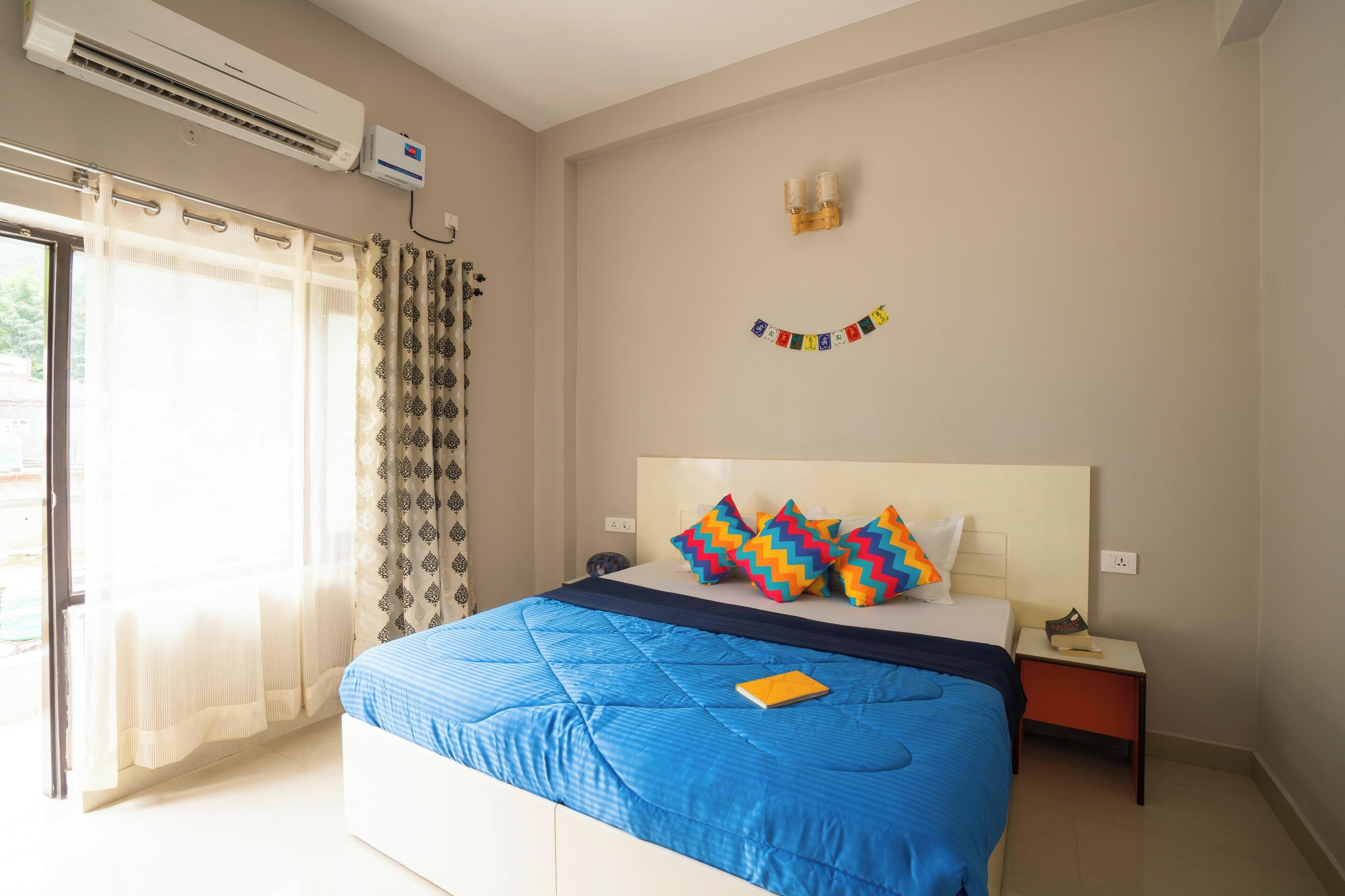 Deluxe private Ac room With Ensuite Bathroom | 免费 WiFi、床单