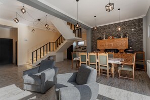 Interior - GROOVE BASE (left side ) (T'bilisi)