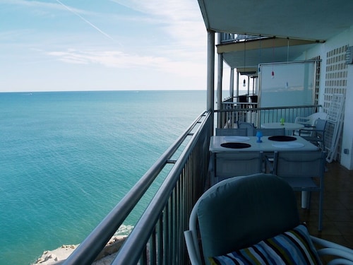 Escapade to unique place with direct sea access