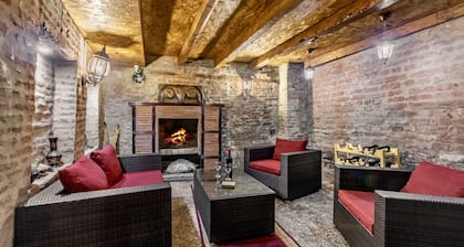 House located in old part of Tbilisi, few steps away from famous Agmashenebely