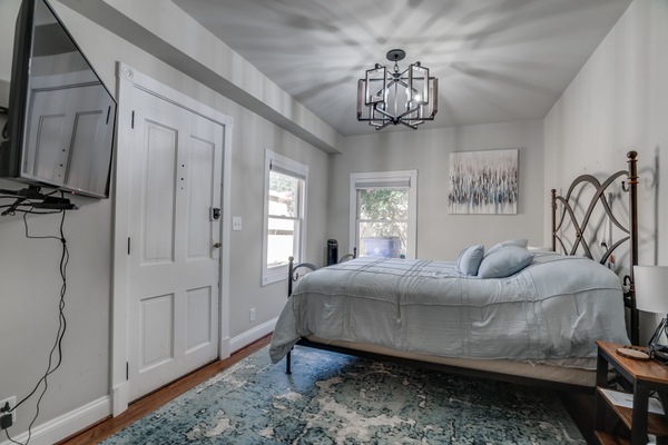 4 bedrooms, iron/ironing board, travel cot, free WiFi