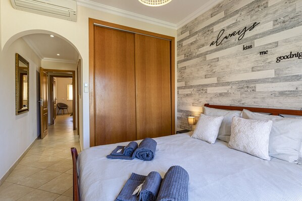 2 Schlafzimmer, Bügeleisen/Bügelbrett, kostenloses WLAN, Bettwäsche