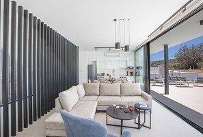 Smart TV, foosball, table tennis, music library