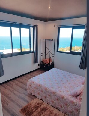 4 Schlafzimmer, Bügeleisen/Bügelbrett, kostenloses WLAN, Bettwäsche