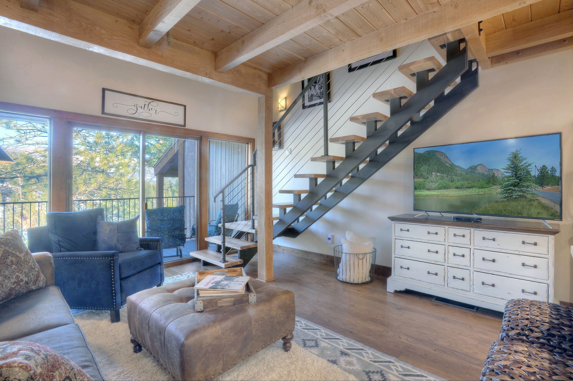 10 min to Ski - Golf - AC -Private Deck - Pool/Hot Tub-Tamarron #648