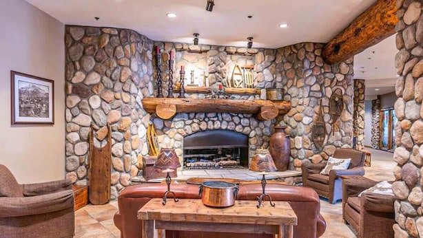 Unclassified image, 1 of 13, button - Grand Lodge Crested Butte | Pet-Friendly Studio, Walk to Lifts, Pool & Hot Tub (Crested Butte)