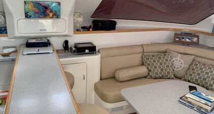 Stay & Sail! Overnight Live-Aboard Experience in Bonaire