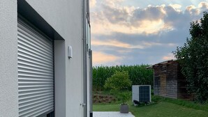 Property grounds - Vacation rental, not far from Steisslinger Lake.  (Steißlingen)