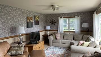 Smart TV, DVD player