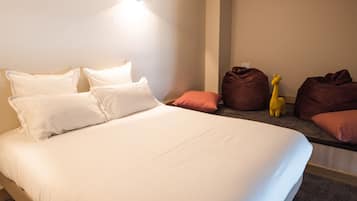 Literie de qualité supérieure, surmatelas, minibar