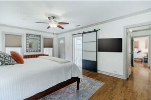 3 dormitorios, tabla de planchar con plancha, wifi gratis y ropa de cama