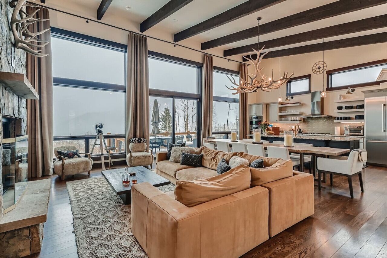 Blue River Escape - Gorgeous Mountain Luxury Rental
