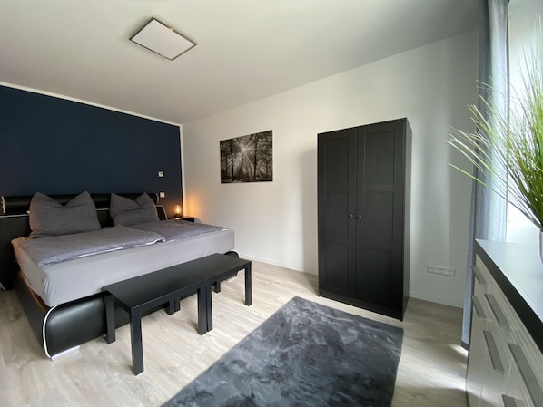 1 Schlafzimmer, Bügeleisen/Bügelbrett, Reisekinderbett, kostenloses WLAN