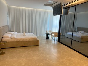 Panoramic Penthouse, 3 Bedrooms, Jetted Tub, Sea View | Premium bedding, in-room safe, desk, laptop workspace - Prince Palace Hadera White Beach (Hadera)