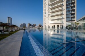 Seasonal outdoor pool - Prince Palace Hadera White Beach (Hadera)
