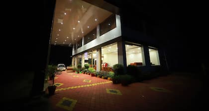 The Grand Jabalpur