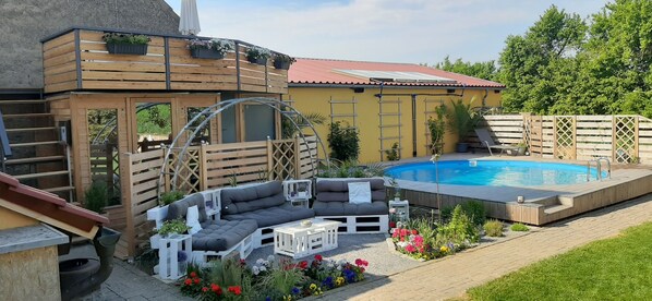 Outdoor pool, a heated pool