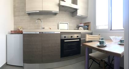 Historic center of Naples - Anna's house, 5-minute walk to the beach