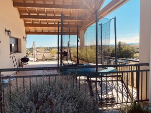 Enceinte de lâhĂ©bergement