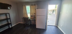 Free WiFi, bed sheets - Town & Country Motel (Fort Stockton)